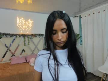 Jazmin_Tay Chaturbate stream image from December 26, 2024