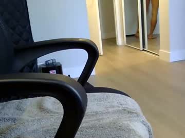 Lahung333 Chaturbate stream image from December 26, 2024