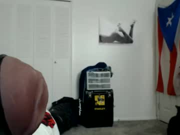 Latinfyre Chaturbate stream image from December 26, 2024