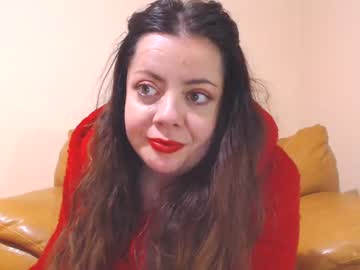 Luisahornydoll Chaturbate stream image from December 26, 2024
