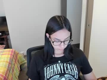 Sofiax2_ Chaturbate stream image from December 26, 2024
