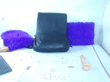 Yhendelyn_Stone Chaturbate stream image from December 26, 2024