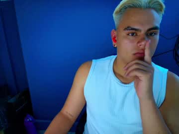 Andy_Vargas Chaturbate stream image from December 26, 2024