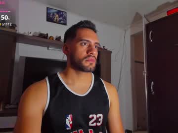 Leon__Hart Chaturbate stream image from December 26, 2024