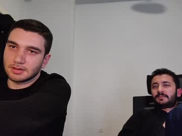Machin3guys Chaturbate stream image from December 26, 2024