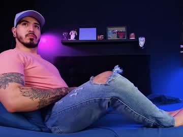 Nathan_Wolf Chaturbate stream image from December 26, 2024