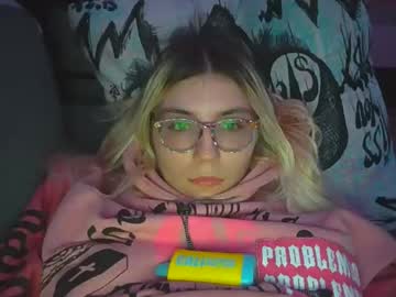 Selenebaby Chaturbate stream image from December 26, 2024