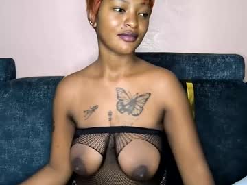 Shazbully Chaturbate stream image from December 26, 2024