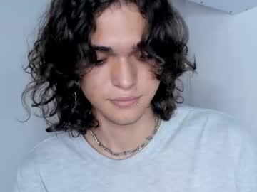 Halan_Jr Chaturbate stream image from December 26, 2024