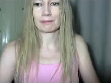 Jessfox1 Chaturbate stream image from December 26, 2024