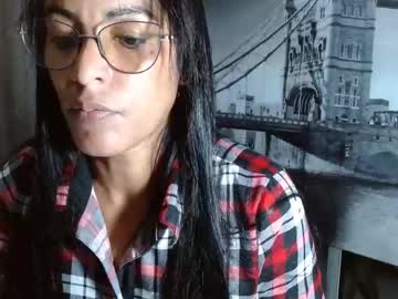 Kattleyagray Chaturbate stream image from December 26, 2024