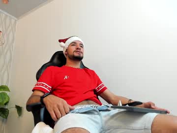 Paul_Maenz Chaturbate stream image from December 26, 2024
