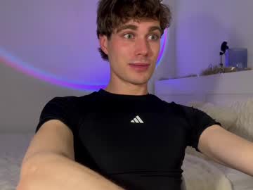 Twinktravis Chaturbate stream image from December 26, 2024