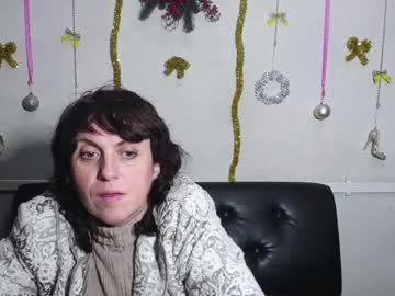 Luciami Chaturbate stream image from December 27, 2024