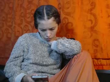 Sweetdam12 Chaturbate stream image from December 27, 2024
