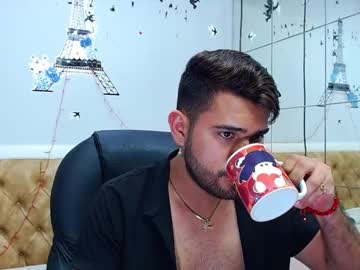 Dylan_Hotty Chaturbate stream image from December 27, 2024