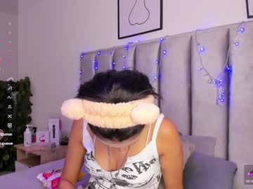 Kitty_Gang Chaturbate stream image from December 27, 2024
