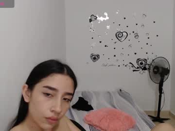 Pettite_Pervertt Chaturbate stream image from December 27, 2024
