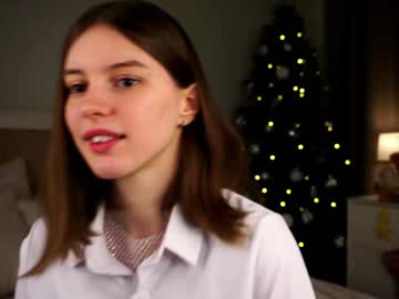 Aislyfarran Chaturbate stream image from December 27, 2024