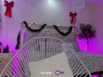 Glow_Moon Chaturbate stream image from December 27, 2024