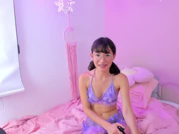 Little_Effy18_ Chaturbate stream image from December 27, 2024