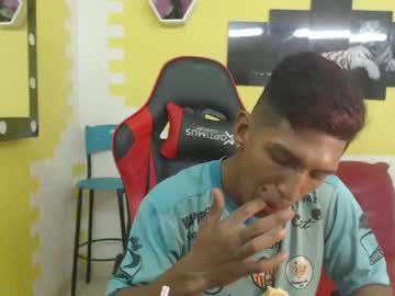Mau_Elixxx Chaturbate stream image from December 27, 2024