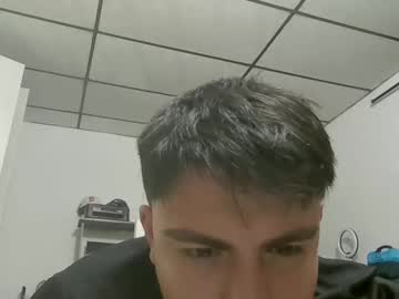 Molimoli08 Chaturbate stream image from December 27, 2024