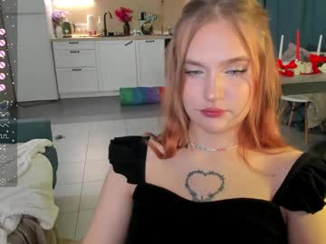 Caroline_Kiparis Chaturbate stream image from December 27, 2024