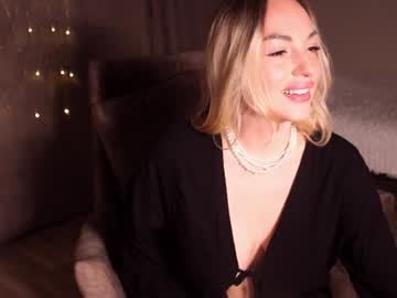 Cherry_Bomb19 Chaturbate stream image from December 27, 2024