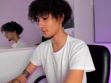 Liiamww Chaturbate stream image from December 27, 2024
