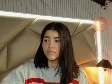 Sophye_Logan Chaturbate stream image from December 27, 2024
