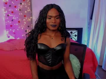 Thegoldenbitch Chaturbate stream image from December 27, 2024