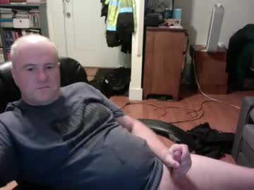 Dickflasher5 Chaturbate stream image from December 27, 2024