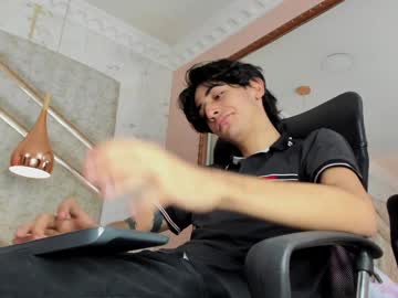 Johanmartony Chaturbate stream image from December 27, 2024