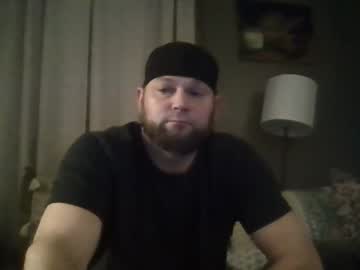 Layinlow42 Chaturbate stream image from December 27, 2024