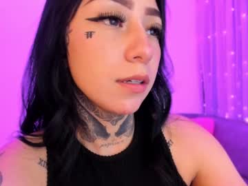 Lindaa_Miller Chaturbate stream image from December 27, 2024