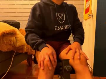 Luchosaando Chaturbate stream image from December 27, 2024