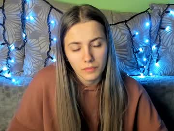 Maggiecake Chaturbate stream image from December 27, 2024