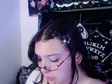 Hemikaskull Chaturbate stream image from December 27, 2024