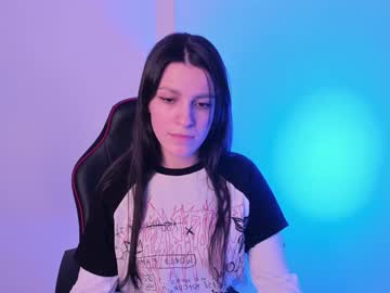Kiminonawwa Chaturbate stream image from December 27, 2024