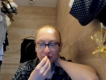 Lucky_Licky20 Chaturbate stream image from December 27, 2024