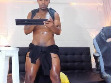 Ricobrown777 Chaturbate stream image from December 27, 2024
