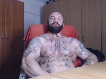 Strongivan Chaturbate stream image from December 27, 2024