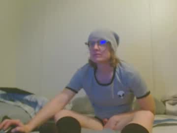 Tyyyler93 Chaturbate stream image from December 27, 2024