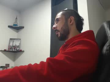 Andruwang Chaturbate stream image from December 27, 2024