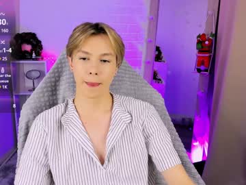 Fantasticsmile Chaturbate stream image from December 27, 2024