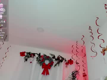 Lia_Petite01 Chaturbate stream image from December 27, 2024