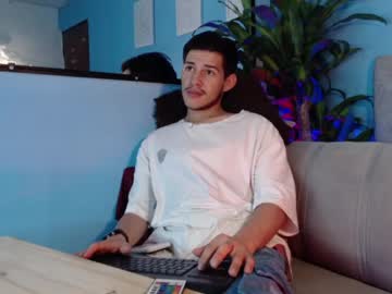 Nathan_Ferrara Chaturbate stream image from December 27, 2024