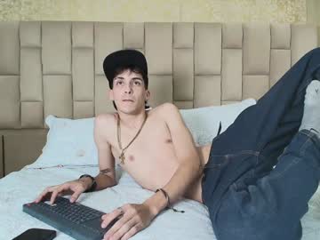 Vincenthunter Chaturbate stream image from December 27, 2024
