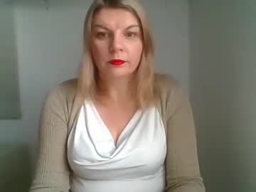 Adriannajoy40 Chaturbate stream image from December 27, 2024